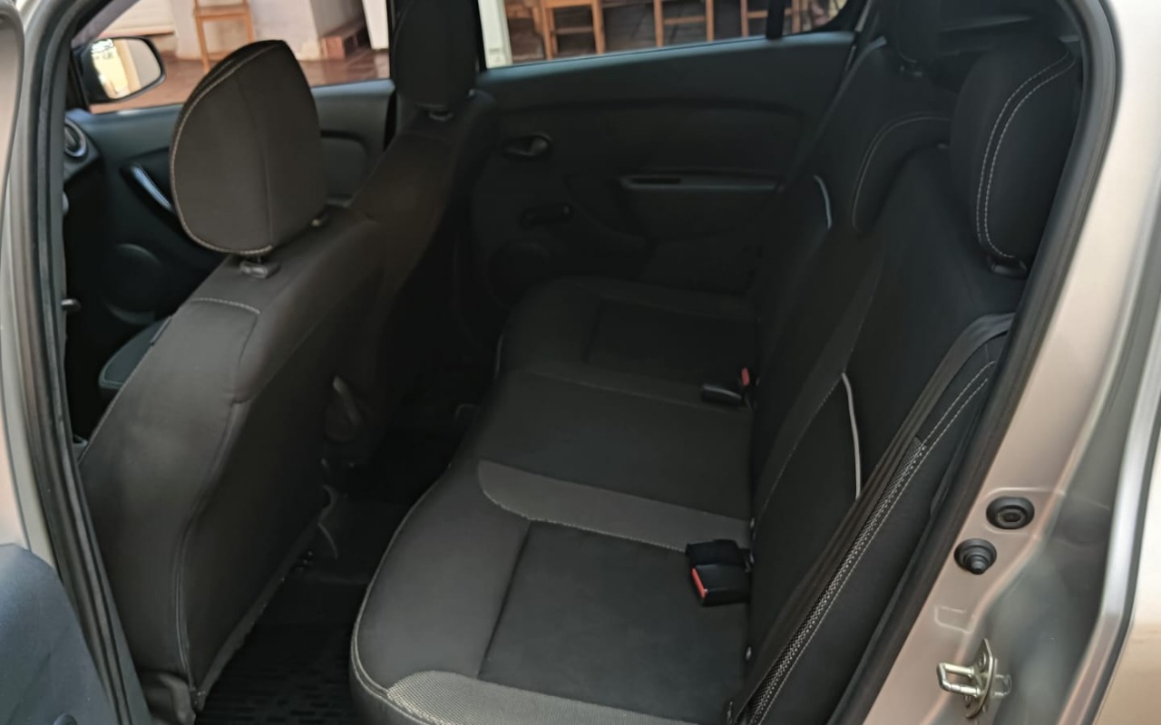 imagem-https://www.socarrao.com.br/sc-vehicle-images-prod/1991246/1780769995895-SC5qcGVn.jpeg