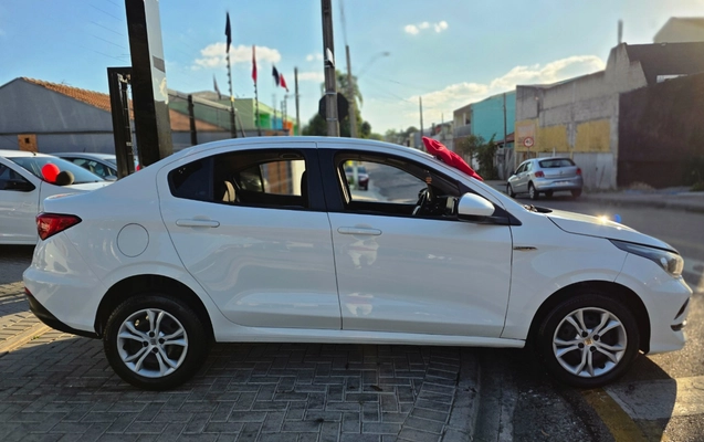 imagem-https://www.socarrao.com.br/sc-vehicle-images-prod/1991387/1780776072667-MjAyNjA2MDZfMTYwNzQwLmpwZw.jpg