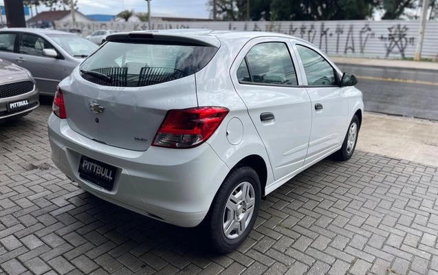 imagem-https://www.socarrao.com.br/sc-vehicle-images-prod/1998210/1788729644572-8118187_3_B_f99fd74ea9.jpeg