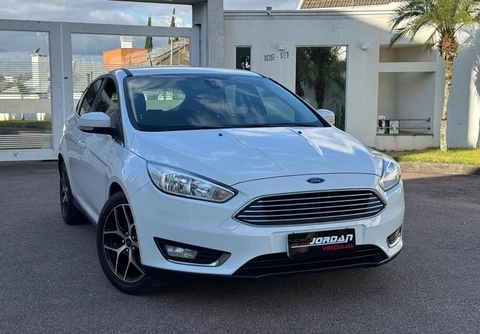 Ford Focus 2016 Branco — foto 1 de 3