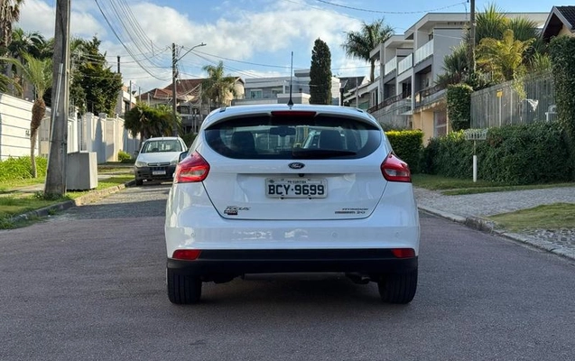 imagem-https://www.socarrao.com.br/sc-vehicle-images-prod/1998250/1788960079412-8162926_14_B_495892c61c.jpeg