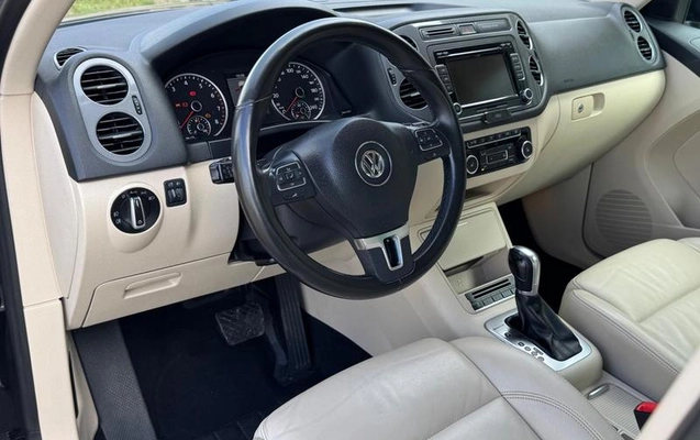 imagem-https://www.socarrao.com.br/sc-vehicle-images-prod/1998362/1787586188082-8163012_9_B_6cffc0b046.jpeg