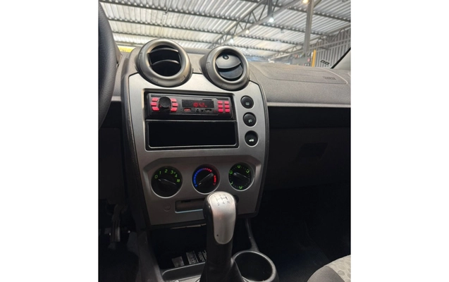 imagem-https://www.socarrao.com.br/sc-vehicle-images-prod/1998373/1780854155223-4_024213.jpg