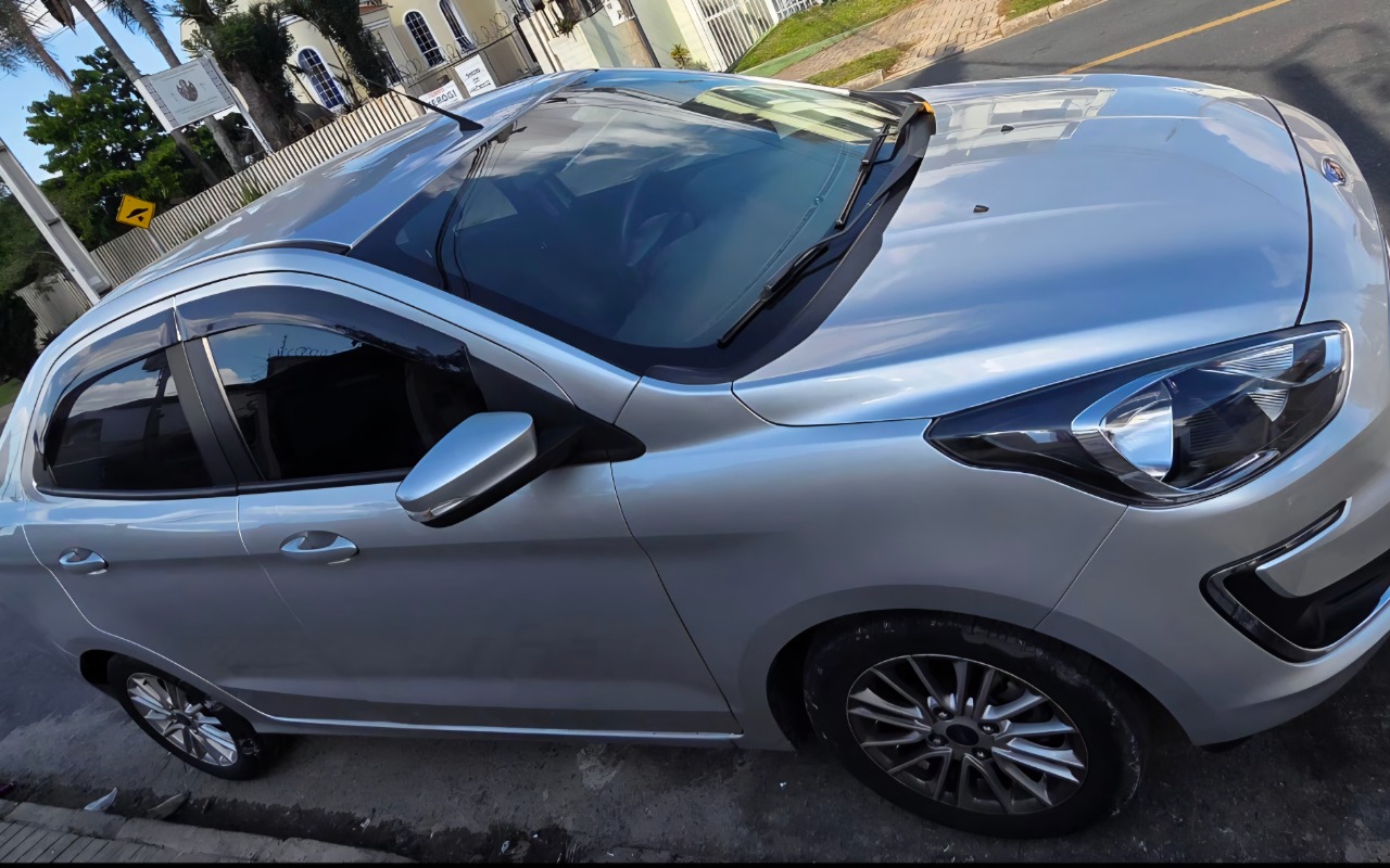 Ford Ka 2019 Prata — foto 1 de 3