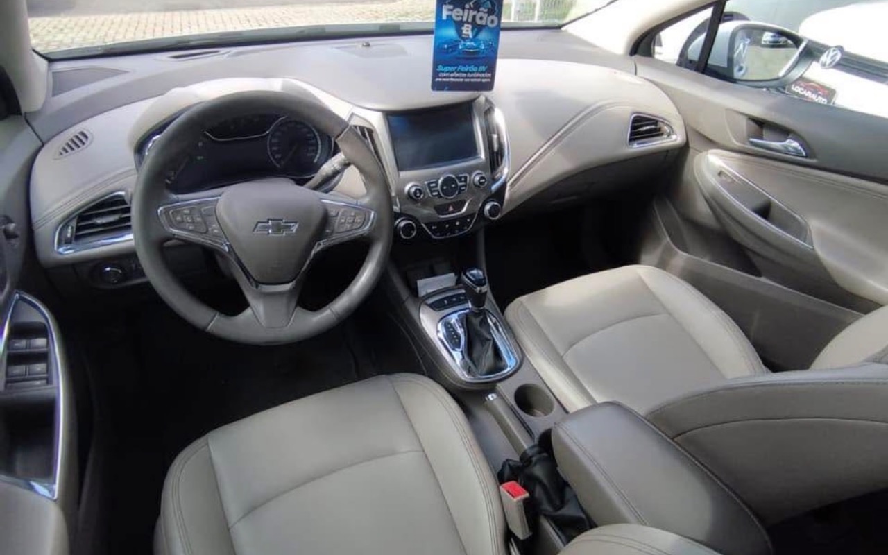imagem-https://www.socarrao.com.br/sc-vehicle-images-prod/1999884/1780893234409-SU1HXzkzNDYuanBlZw.jpeg