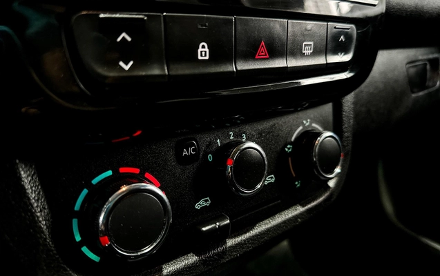 imagem-https://www.socarrao.com.br/sc-vehicle-images-prod/20024/1769988096903-6922771OR_1758049829_55_750.jpg