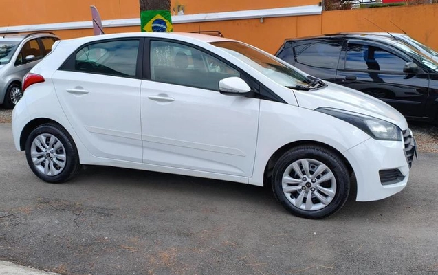 imagem-https://www.socarrao.com.br/sc-vehicle-images-prod/2005388/1784645932855-8115781_4_B_f00833ca80.jpeg