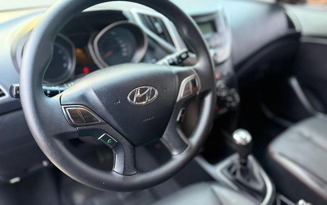 imagem-https://www.socarrao.com.br/sc-vehicle-images-prod/2005963/1780922275573-8070483_1_B_fe0f328f53.jpeg