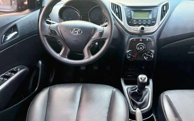 imagem-https://www.socarrao.com.br/sc-vehicle-images-prod/2005963/1780922275579-8070483_3_B_f78ff56e4c.jpeg