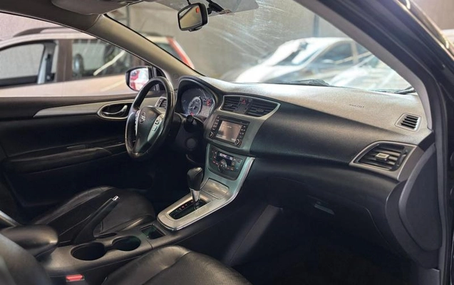 imagem-https://www.socarrao.com.br/sc-vehicle-images-prod/2006190/1789393553833-8088518_11_B_fc1ee75232.jpeg
