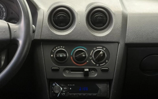 imagem-https://www.socarrao.com.br/sc-vehicle-images-prod/2006251/1782316065490-7927716_0_B_de40a40356.jpeg