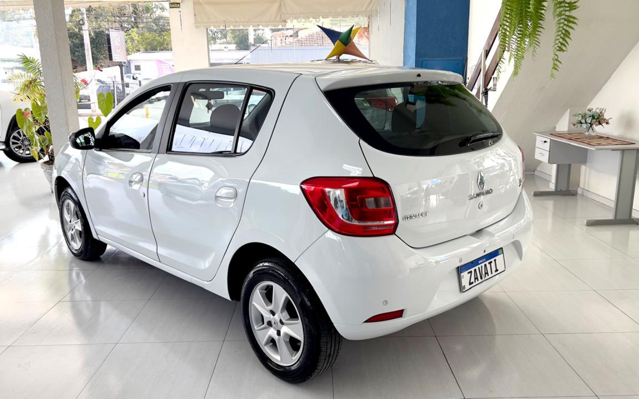 imagem-https://www.socarrao.com.br/sc-vehicle-images-prod/2006556/1780938311101-My5qcGVn.jpeg