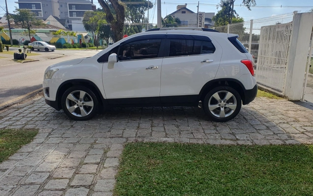imagem-https://www.socarrao.com.br/sc-vehicle-images-prod/2007305/1780927385380-V2hhdHNBcHAgSW1hZ2UgMjAyNi0wNi0wOCBhdCAxMC4xOC40OS5qcGVn.jpeg