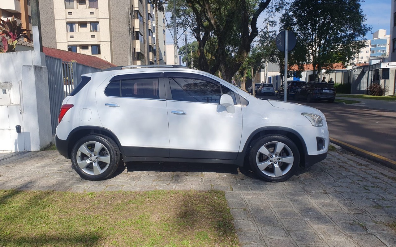 imagem-https://www.socarrao.com.br/sc-vehicle-images-prod/2007305/1780927385519-V2hhdHNBcHAgSW1hZ2UgMjAyNi0wNi0wOCBhdCAxMC4xOC40OCAoMSkuanBlZw.jpeg
