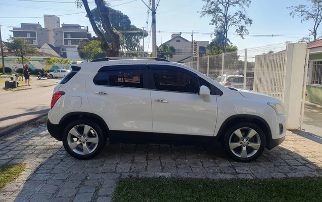 imagem-https://www.socarrao.com.br/sc-vehicle-images-prod/2007305/1780927386372-V2hhdHNBcHAgSW1hZ2UgMjAyNi0wNi0wOCBhdCAxMC4xOS40MyAoMykuanBlZw.jpeg