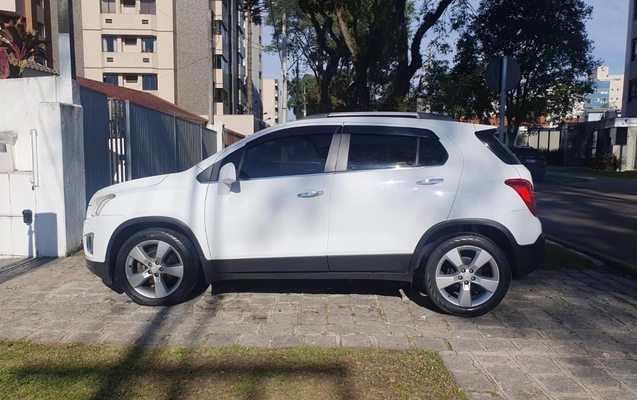 imagem-https://www.socarrao.com.br/sc-vehicle-images-prod/2007305/1780927387226-V2hhdHNBcHAgSW1hZ2UgMjAyNi0wNi0wOCBhdCAxMC4xOS40NCAoMSkuanBlZw.jpeg