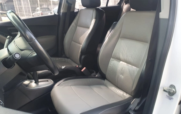 imagem-https://www.socarrao.com.br/sc-vehicle-images-prod/2007305/1780927387389-V2hhdHNBcHAgSW1hZ2UgMjAyNi0wNi0wOCBhdCAxMC4xOC40NyAoMSkuanBlZw.jpeg
