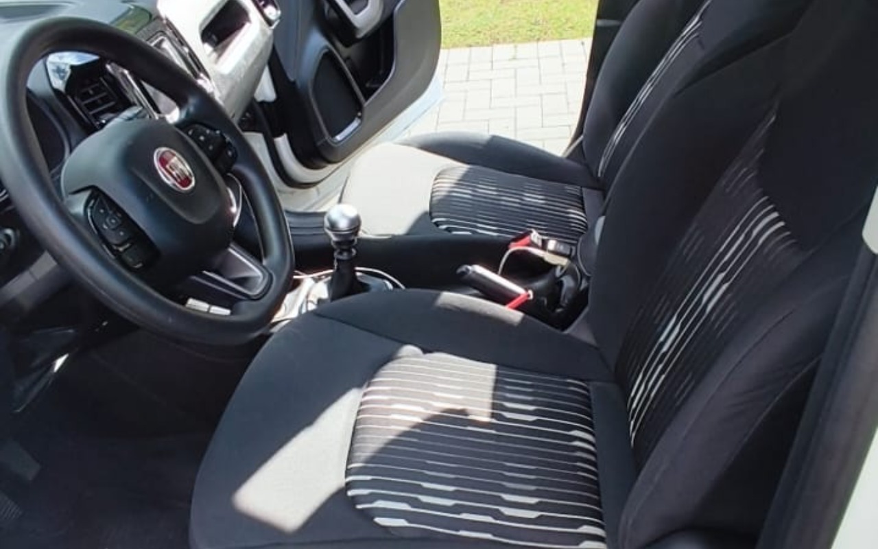 imagem-https://www.socarrao.com.br/sc-vehicle-images-prod/2007316/1780927958804-SU1HLTIwMjYwNDI1LVdBMDA0NS5qcGc.jpg