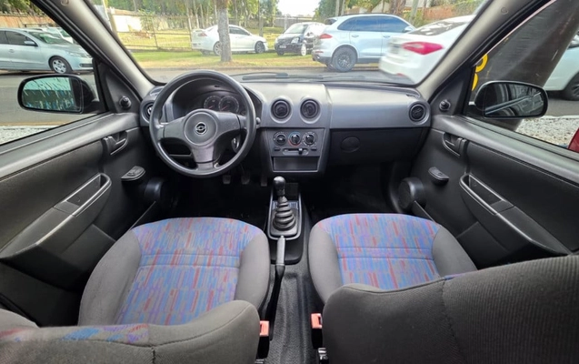 imagem-https://www.socarrao.com.br/sc-vehicle-images-prod/2007837/1780932564468-vehicle_image_1780932478_ae05af82786f955a2dad11868e8ad28d.jpeg