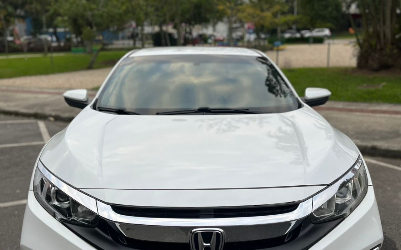 Honda Civic 2020 Branco — foto 1 de 3