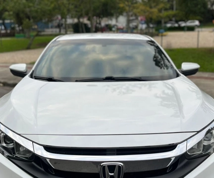 Honda Civic 2020 Branco — foto 1 de 3
