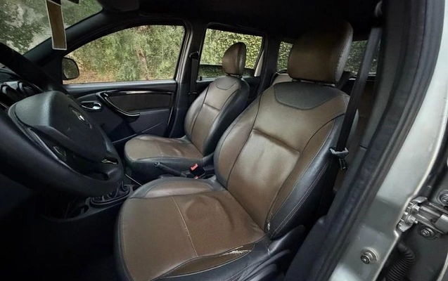 imagem-https://www.socarrao.com.br/sc-vehicle-images-prod/2008266/1789387848850-8162064_9_B_e922483c56.jpeg