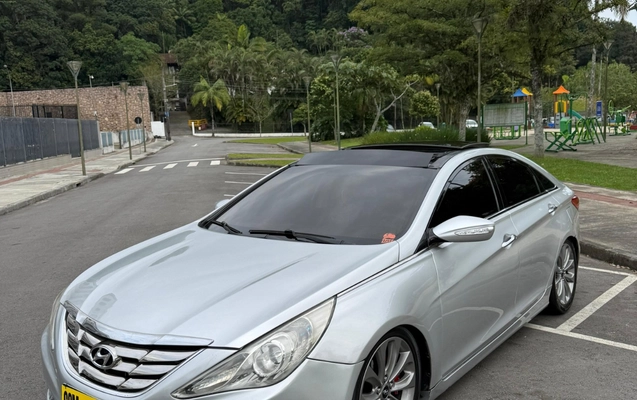 imagem-https://www.socarrao.com.br/sc-vehicle-images-prod/2008342/1780934681533-bW90aW9uX3Bob3RvXzEyODgyOTQ4ODQzNjYyNDMxNTYuanBn.jpg