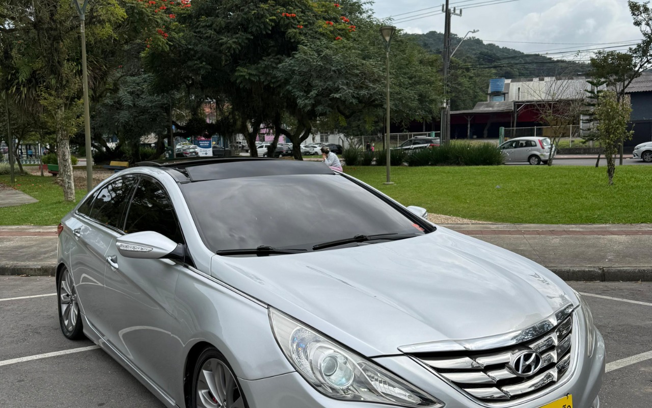 imagem-https://www.socarrao.com.br/sc-vehicle-images-prod/2008342/1780934682486-bW90aW9uX3Bob3RvXzcyNDAxNDM0NDUwOTQ0NTIwMjMuanBn.jpg