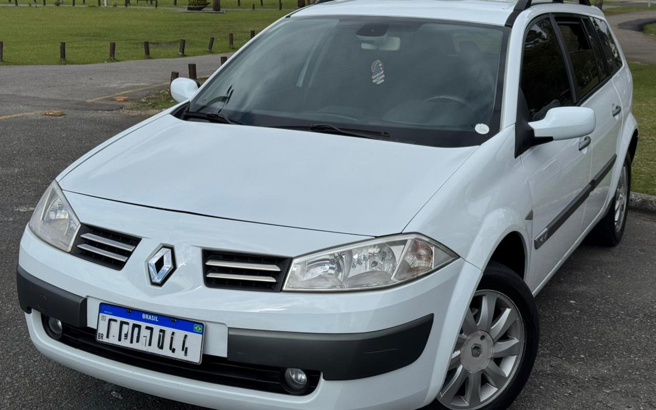 Renault Megane 2013 Branco — foto 1 de 3