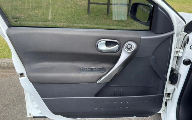 imagem-https://www.socarrao.com.br/sc-vehicle-images-prod/2008600/1780935986434-V2hhdHNBcHAgSW1hZ2UgMjAyNi0wNi0wOCBhdCAxMy4yNC4zOS5qcGVn.jpeg