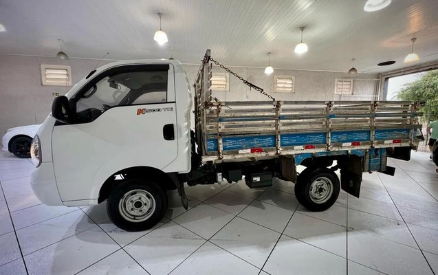 imagem-https://www.socarrao.com.br/sc-vehicle-images-prod/2009437/1788467887420-6727921_1_B_739e66f512.jpeg