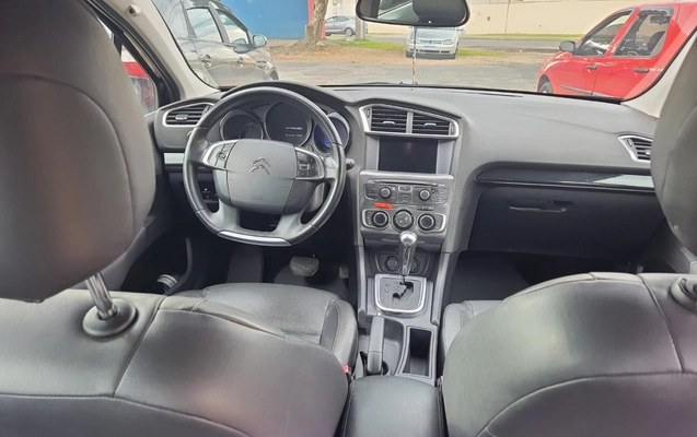 imagem-https://www.socarrao.com.br/sc-vehicle-images-prod/2010651/1780943449998-V2hhdHNBcHAgSW1hZ2UgMjAyNi0wNi0wOCBhdCAxNS4xNy40MiAoMykuanBlZw.jpeg