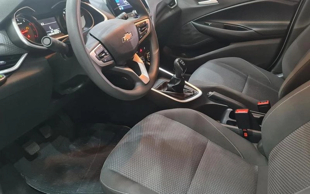imagem-https://www.socarrao.com.br/sc-vehicle-images-prod/2010723/1780944995661-6710700_11_B_d5e7a3763c.jpeg