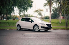 imagem de Allure 2.0 Flex 16V 5p Mec.