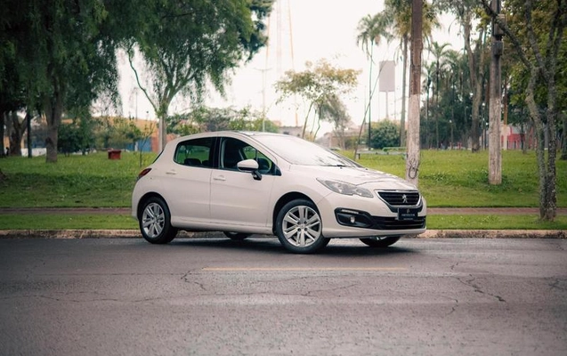 imagem-https://www.socarrao.com.br/sc-vehicle-images-prod/2010785/1782572696579-8025971_0_B_278b97cf59.jpeg