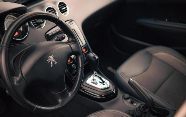 imagem-https://www.socarrao.com.br/sc-vehicle-images-prod/2010785/1782572696597-8025971_12_B_009c435c6e.jpeg