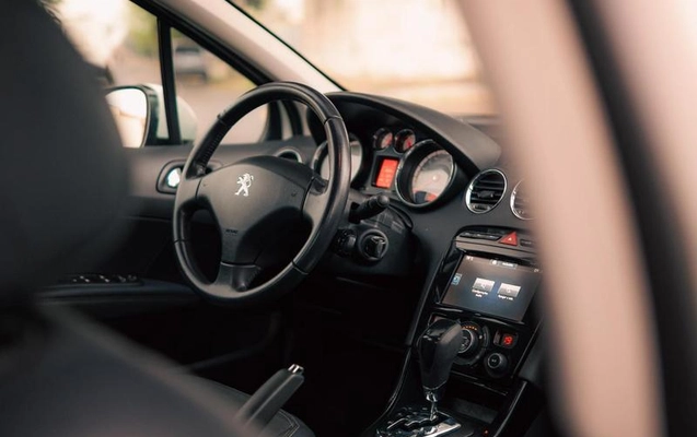 imagem-https://www.socarrao.com.br/sc-vehicle-images-prod/2010785/1782572696605-8025971_18_B_3e8b9c8592.jpeg