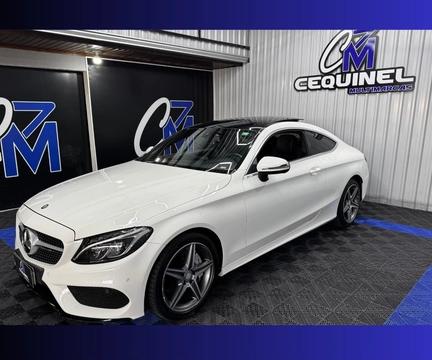 Mercedes-Benz C-250 2016 Branco — foto 1 de 3