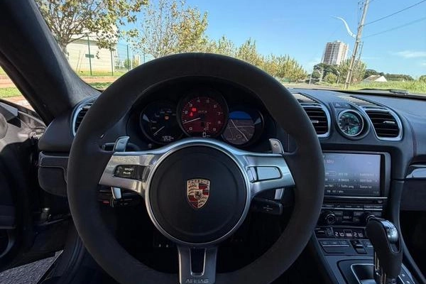 imagem-https://www.socarrao.com.br/sc-vehicle-images-prod/2010878/1780944276343-8064112_0_B_2dfe25da4e.jpeg