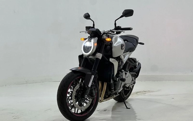 imagem-https://www.socarrao.com.br/sc-vehicle-images-prod/2010880/1781017878023-8018981_1_B_b2037eb3fb.jpeg