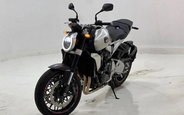 imagem-https://www.socarrao.com.br/sc-vehicle-images-prod/2010880/1781017878024-8018981_3_B_e2d59a0140.jpeg