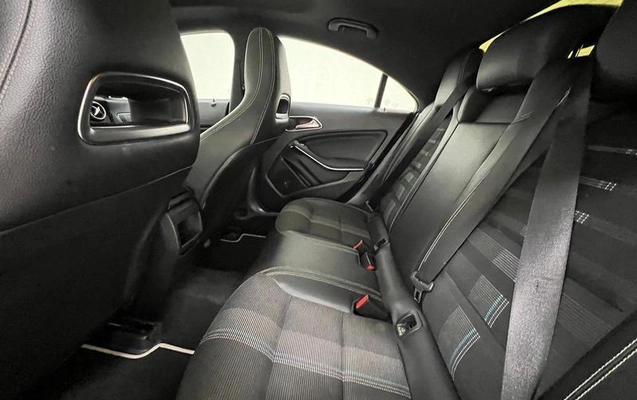 imagem-https://www.socarrao.com.br/sc-vehicle-images-prod/2010883/1780944386761-8146988_18_B_6506c7e95a.jpeg