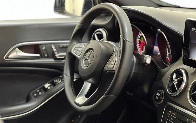 imagem-https://www.socarrao.com.br/sc-vehicle-images-prod/2010883/1780944386763-8146988_19_B_b2cd84a9ed.jpeg