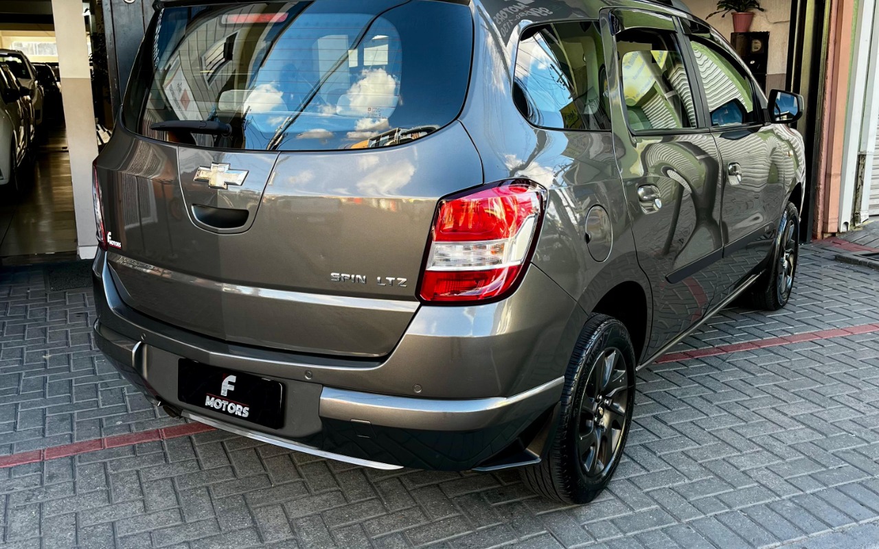 imagem-https://www.socarrao.com.br/sc-vehicle-images-prod/2010917/1780944617850-SU1HLTIwMjYwNDE0LVdBMDAzNC5qcGc.jpg