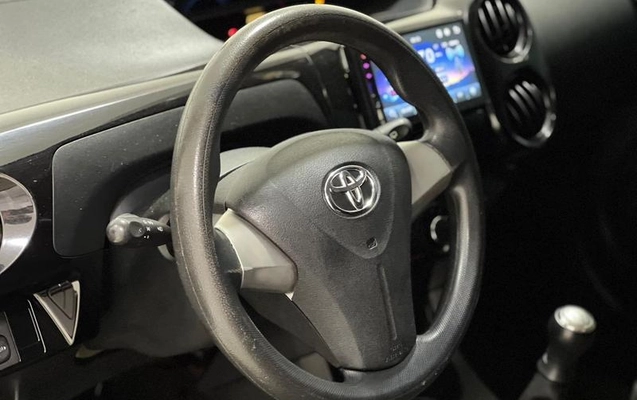 imagem-https://www.socarrao.com.br/sc-vehicle-images-prod/2010926/1780944637278-7543484_15_B_74f0221286.jpeg