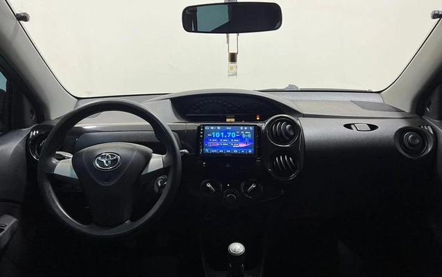 imagem-https://www.socarrao.com.br/sc-vehicle-images-prod/2010926/1780944637282-7543484_13_B_9bcded319a.jpeg