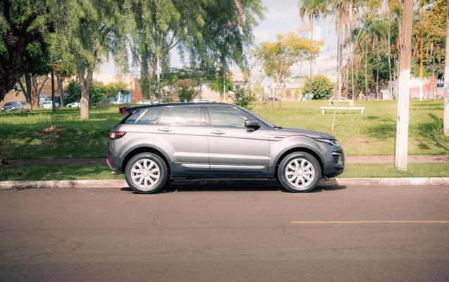 imagem-https://www.socarrao.com.br/sc-vehicle-images-prod/2010948/1780944676077-7791487_7_B_6196f4402c.jpeg