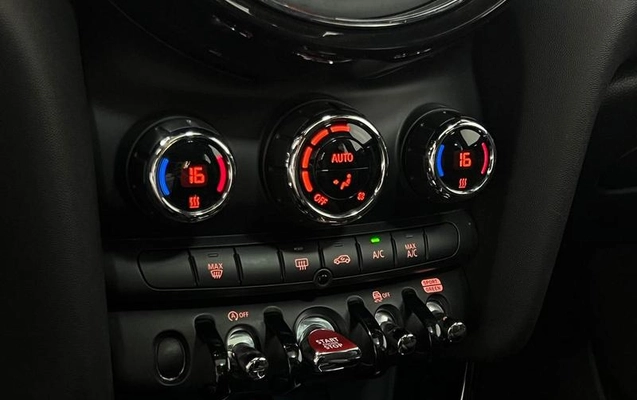imagem-https://www.socarrao.com.br/sc-vehicle-images-prod/2010996/1781099479106-7920434_12_B_318518b1e0.jpeg