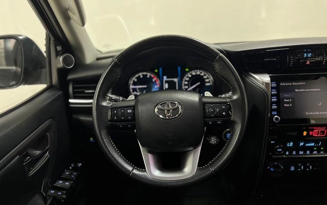 imagem-https://www.socarrao.com.br/sc-vehicle-images-prod/2011002/1781102325118-7988918_11_B_07b1a6db5b.jpeg