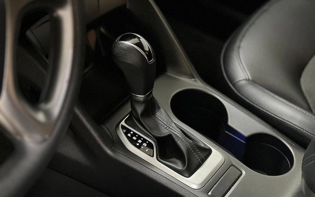 imagem-https://www.socarrao.com.br/sc-vehicle-images-prod/2011006/1780944874230-7907518_4_B_a526e4e391.jpeg